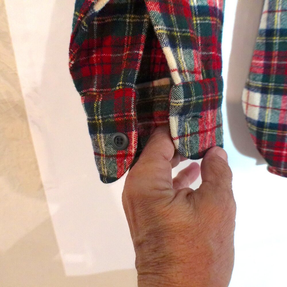 Pendleton Wool Flannel Shirt Red Plaid Button Down USA Made Size Small Vintage - Picture 3 of 5